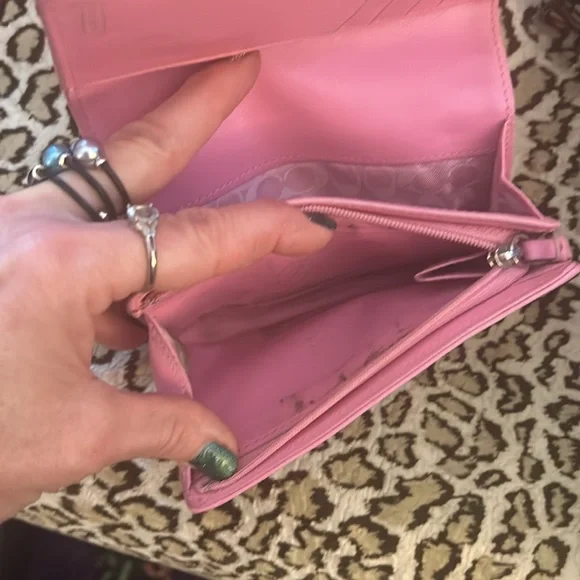 Coach purple and pink wallet - Picture 7 of 9